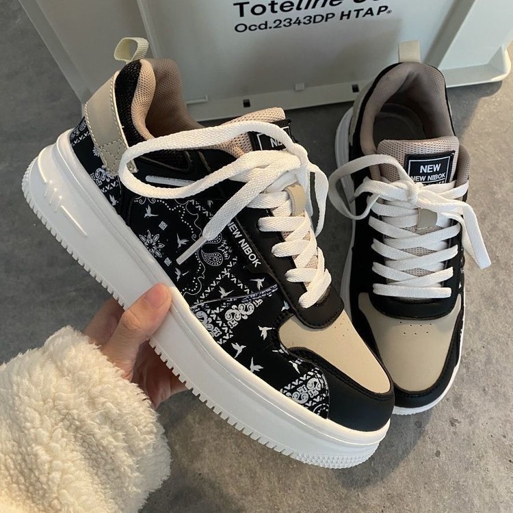 New Nibok Sneaker